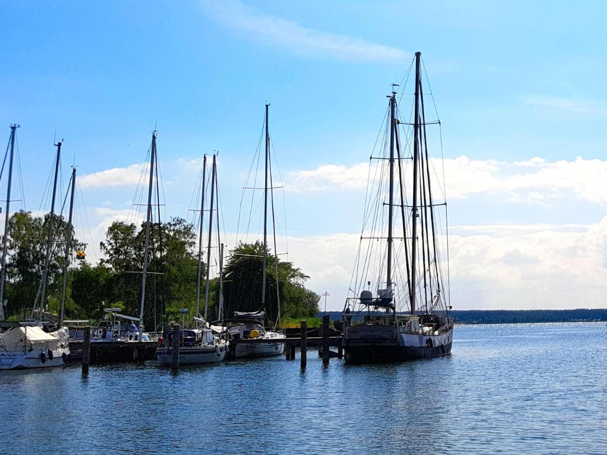 הוילה פנמינדה Hausboote Mitten Im Naturschutzgebiet Auf Usedom מראה חיצוני תמונה